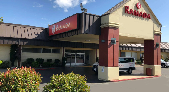 Ramada by Wyndham Sacramento, Buchen Sie Hotel Downtown Sacramento Sacramento