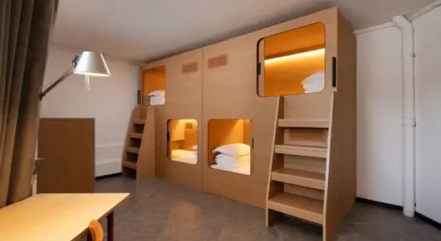 Кровать в общем номере (мужской номер) 松果国际青年社区Shangri-La Pinecone International Youth Community