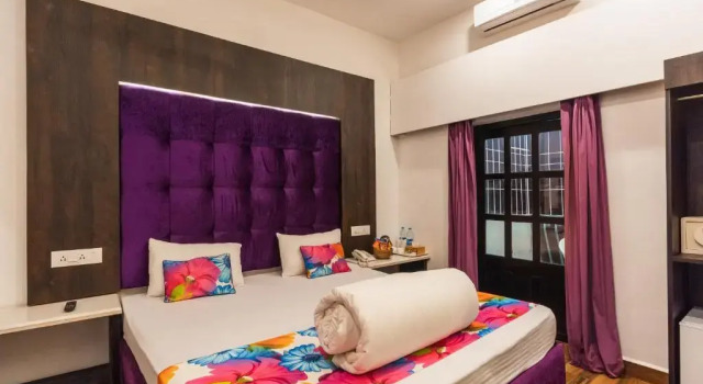 Lemonmint Svelton Manor, Rezerwuj Hotel Hotele w North Goa z parkingiem, Parking