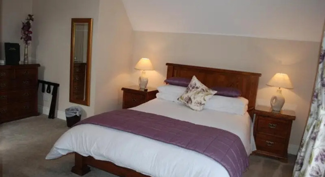 Mena House, Rezervovat Hotel Kilkenny 