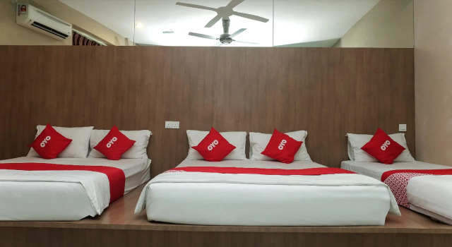 Семейный люкс Superior Super OYO 89930 Golden Guest House