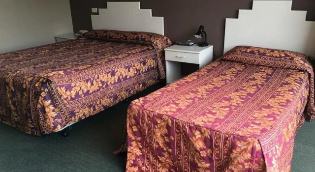 Addison Hotel