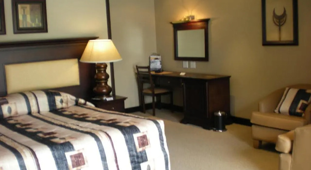 Одноместный номер Superior Cathedral Peak Hotel
