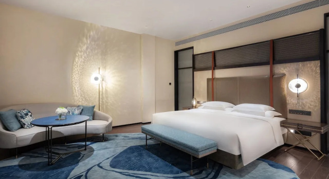 Двухместный номер Standard с видом на горы Hotel Indigo Nanjing Garden Expo by IHG