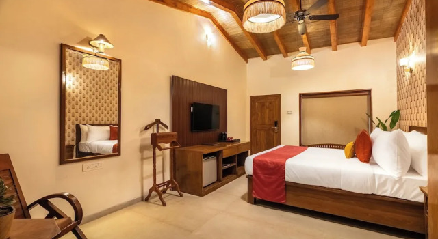 Номер Deluxe с балконом The White Resort and Spa Pawna