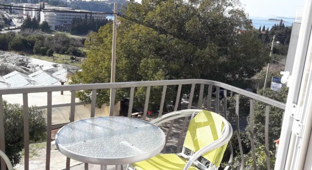 Трёхместный номер Standard с балконом Guest House Villa Bellevue
