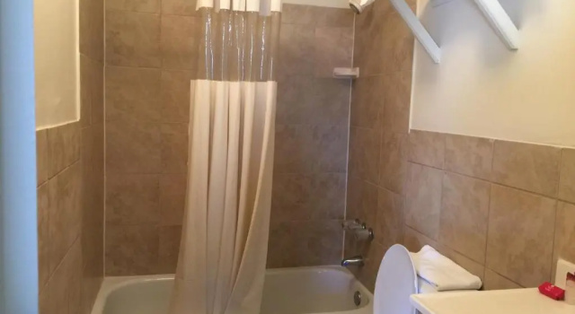 Номер Standard Coastal Motel