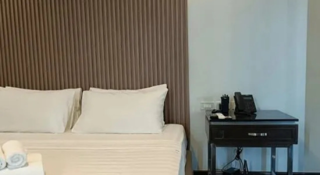 Полулюкс Fields Walking Street Hotel