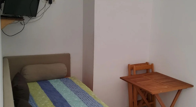 Economy Apartment 12 Sleeps 3 Guests, Prenota Appartamento Splitska 
