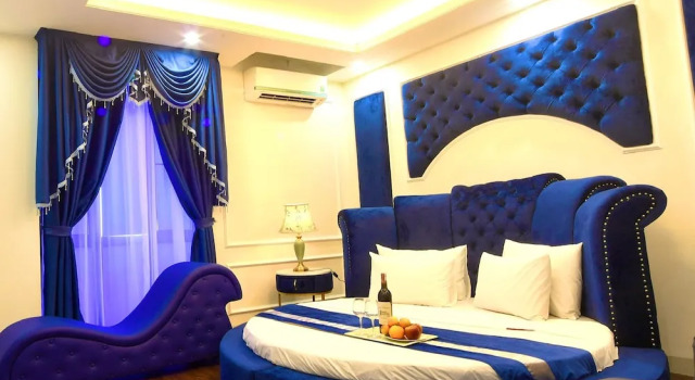 Номер Standard Royal Hotel II