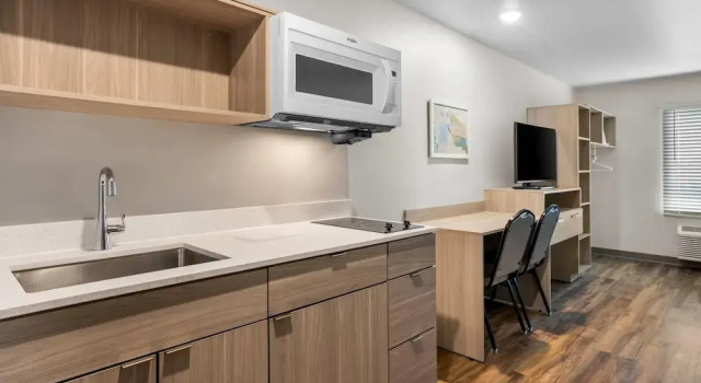 Двухместный номер Standard WoodSpring Suites Savannah West - Ellabell Metaplant