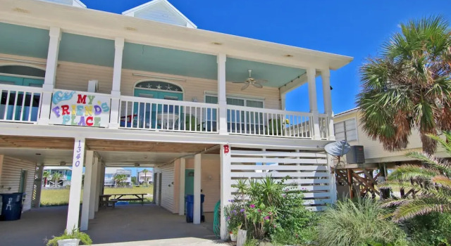My Friend's Place by Youngs Suncoast, Boek Hotel Gulf Shores 