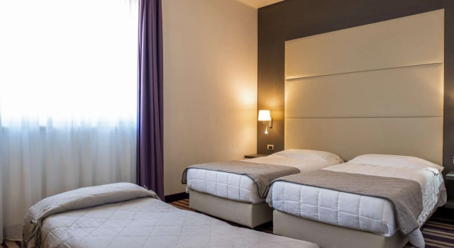 Трёхместный номер Standard Quality Hotel Green Palace