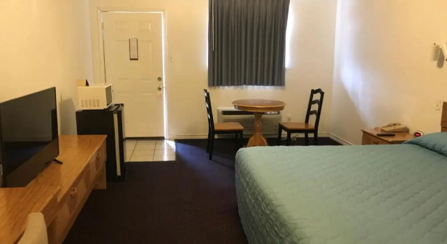 Номер Standard Luxury Inn