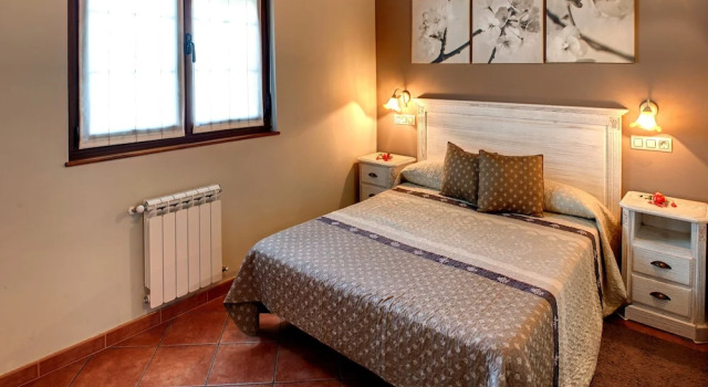 Апартаменты Apartamentos Rurales "La Torre" y "El Pielago"