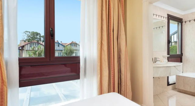 Трёхместный номер Standard Hospedium Hotel Sky Blu Loiu