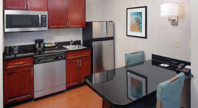 Номер Standard Homewood Suites by Hilton Hartford-Farmington