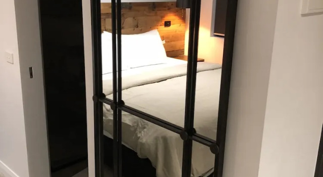 Двухместные апартаменты Deluxe с видом на город Timber Door Luxury Accommodation Geelong