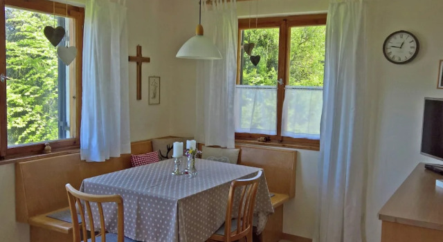 Quaint Holiday Home in Vorarlberg with Garden, Réserver Maison de vacances Hôtels à Vorarlberg avec parking, Parking