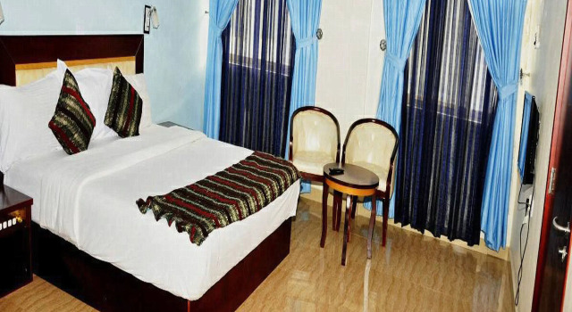Royal Tropicana Hotel