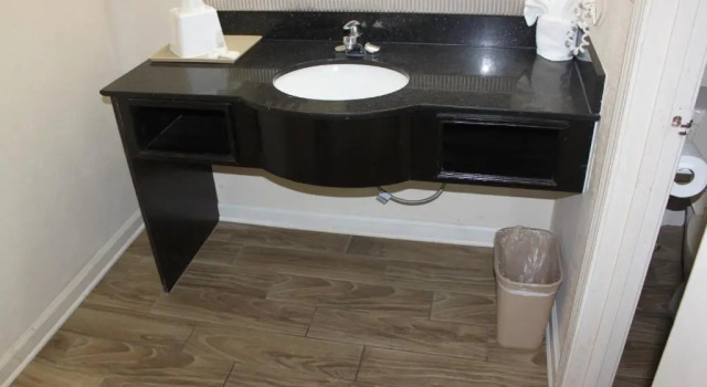 Номер Standard Travel Inn Buford near Mall of Georgia