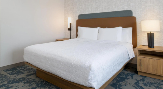 Standardowy dwuosobowy pokój Hampton Inn & Suites Redding