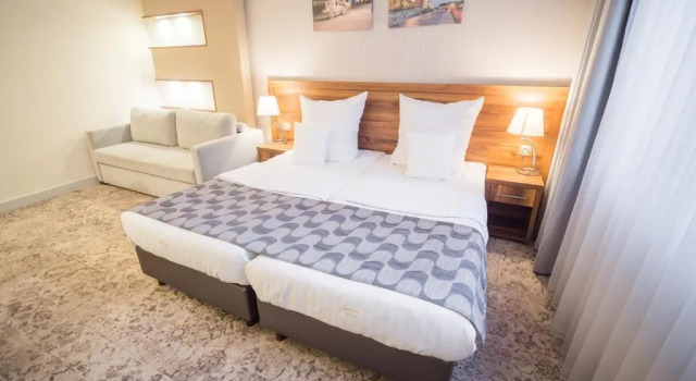 Апартаменты Deluxe Hotel Miodowa