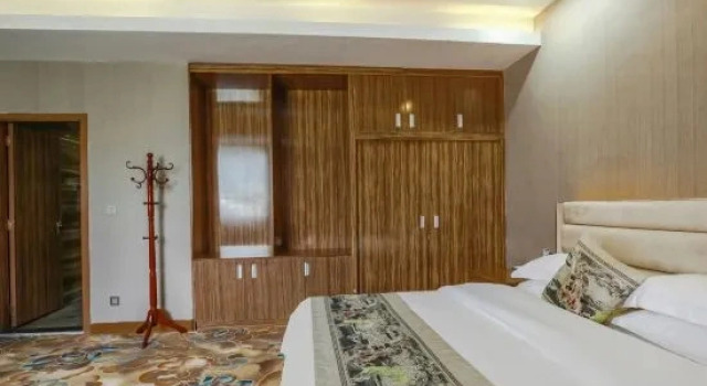 Люкс Business Jinhai International Hotel