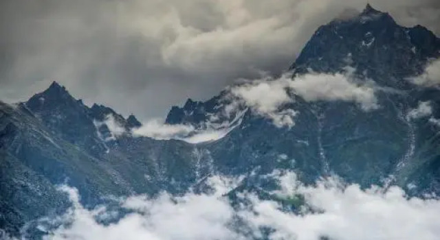 The Monk by Livingstone, Buchen Sie Hotel Kalpa 