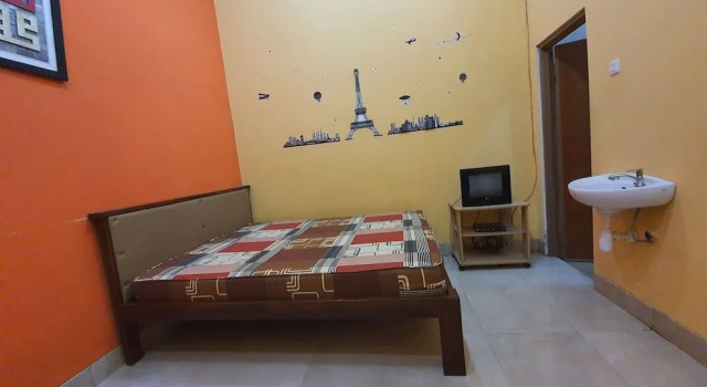 OYO 2000 Dago Asri Guesthouse