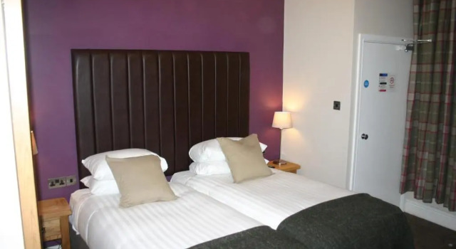 Двухместный номер Deluxe Station Hotel