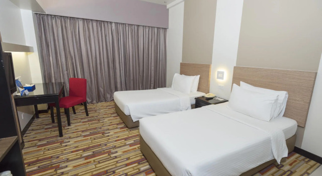 Двухместный номер Standard Harbour View Hotel