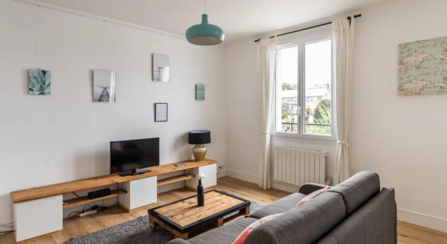 Le Gîte du Général- 1 chambre - Quartier Mellinet, Забронировать Отель Нант Большой Нант, рядом с Nantes planetarium
