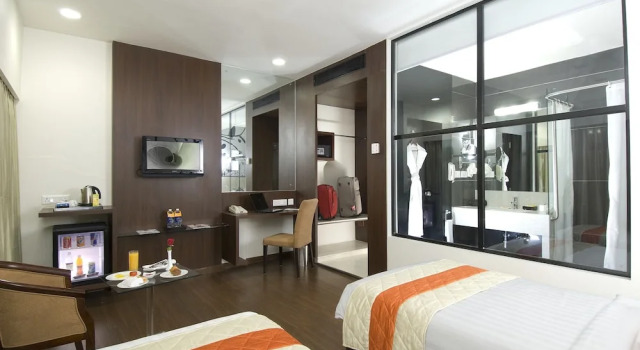 Mind Space Hotel, Pimpri