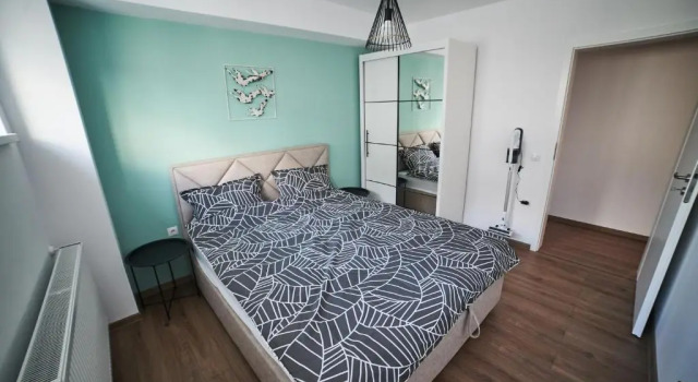 Modern 3 APT Near Old Town – 15 Min Walk, Varaa Hotelli Sibiu 