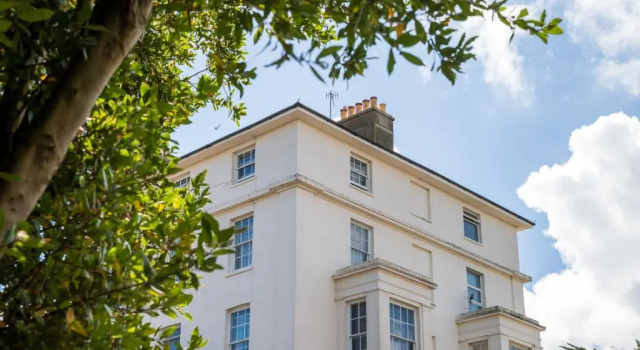 Bright Executive Apartment with Views of Solent, Varaa Huoneisto Asunnot kohteessa Merseyside, Huoneisto