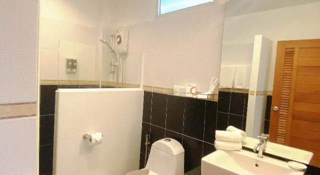 Двухместный номер Standard с балконом Phuket Jungle Experience Resort