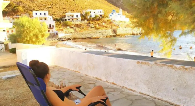 Paradise on Kantouni Beach-20m from Boutique Hotel