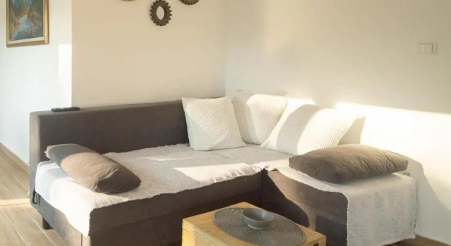Plamenatz studio apartments, Book Apartment Virpazar 