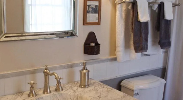 The Pawling House Bed & Breakfast, Book Hotel  