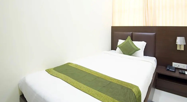 Номер Economy Treebo KingS Court Chandrasekharpur