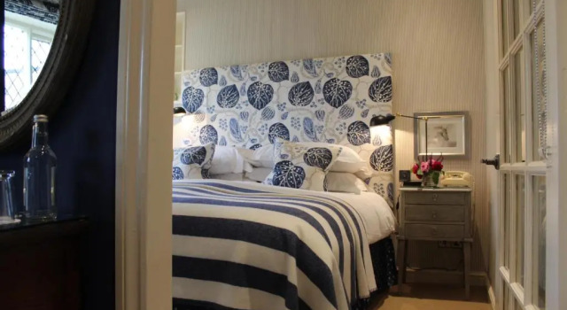 Двухместный номер Standard The Broadway Hotel