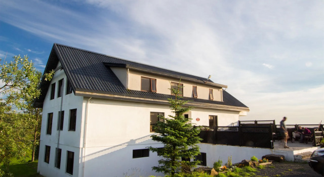 Guesthouse Bitra B&B, Book Pension Floahreppur Island