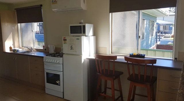 Апартаменты c 1 комнатой с балконом и с видом на воду Bentley Waterfront Motel & Cottages