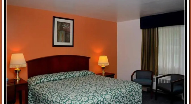 Номер Standard The Cardinal Inn