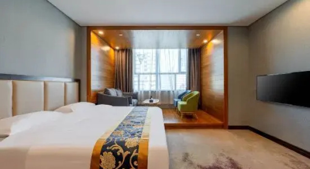 Люкс Nanyao Hotel (Yining Station)