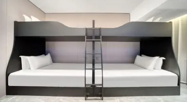 Четырёхместный люкс WanStyle Player Hotel