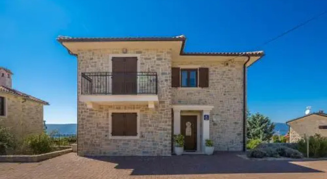 Villa Lurda Linardici Krk, Varaa Villa Hotellit Kvarner Islands uima-altaalla, Uima-allas