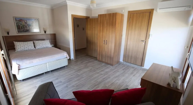 Inta Jasmin House, Prenota Hotel Hotel a Gomec con parcheggio, Parcheggio