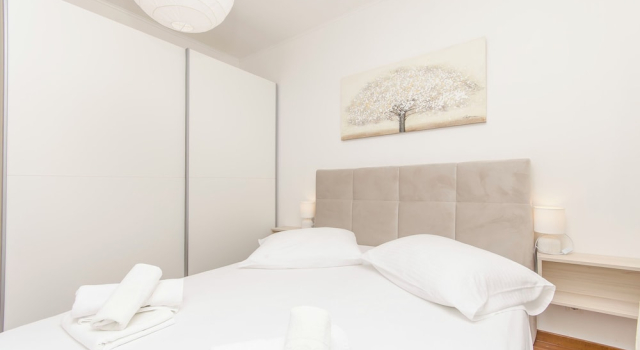 Апартаменты Apartment Tonkica Flower Garden